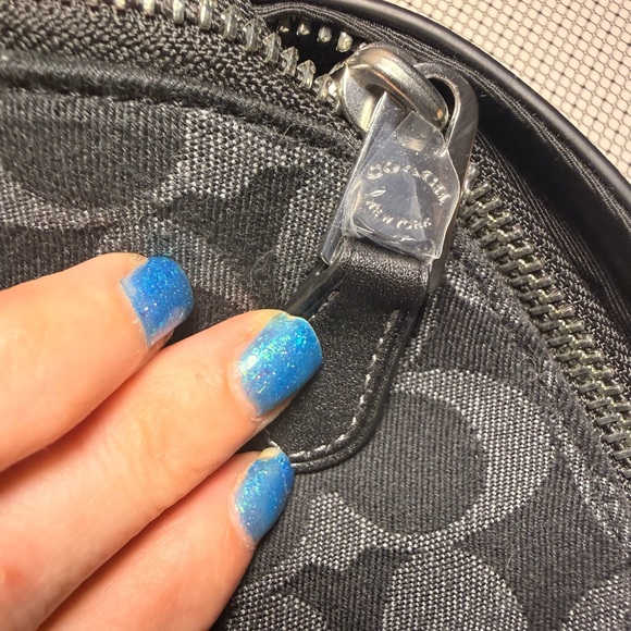 West Pack In Signature Denim - Still in sealed plastic from Coach - Never Opened - Picture 6 of 16